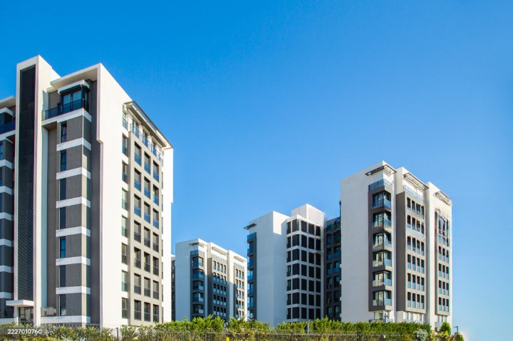 "Renting vs. Buying in 2025: What's Right for You?"